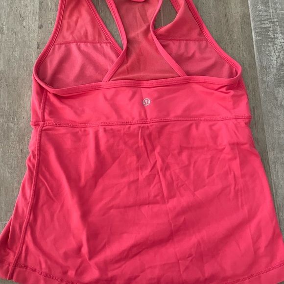 Lululemon coral tank top size 8 - Picture 2 of 3